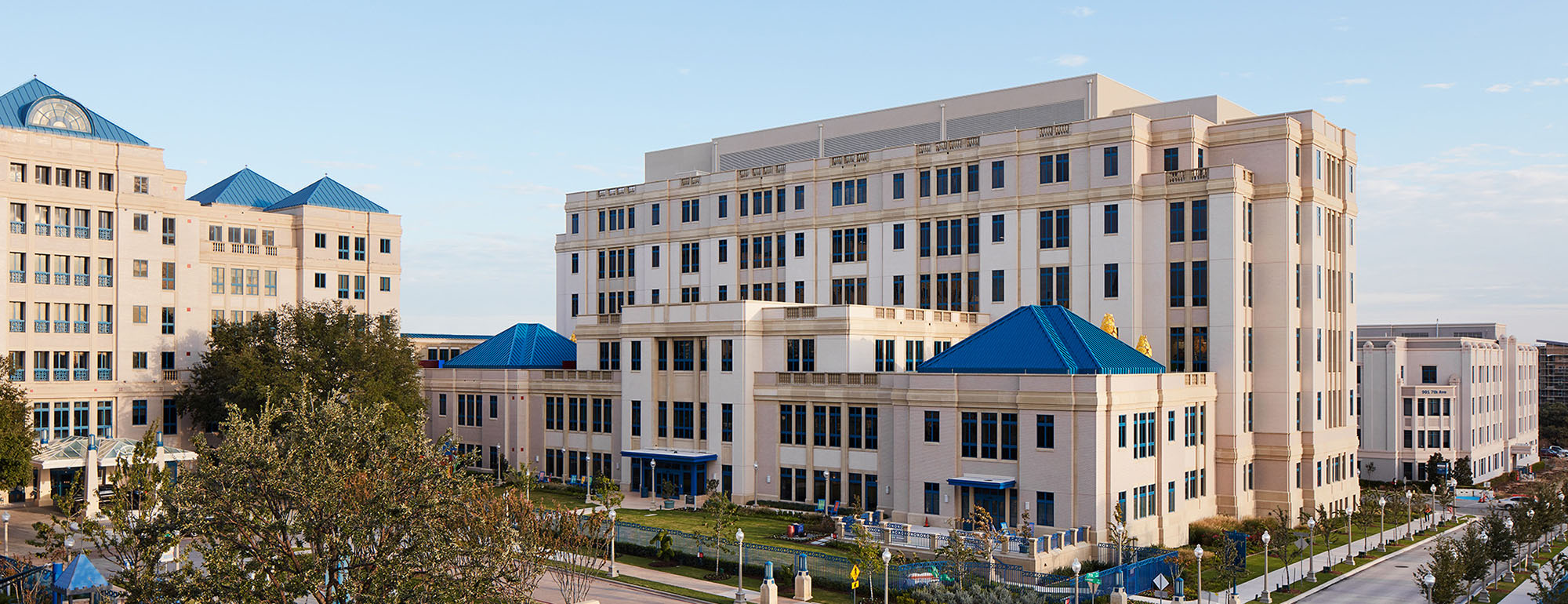 How Precast Builds Banner